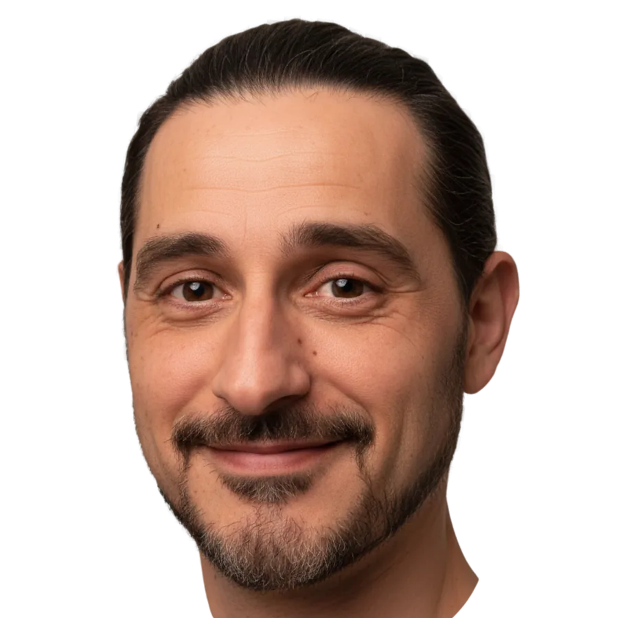 Theodoros Alexakis, fondateur d'AppBelgium, portrait détouré